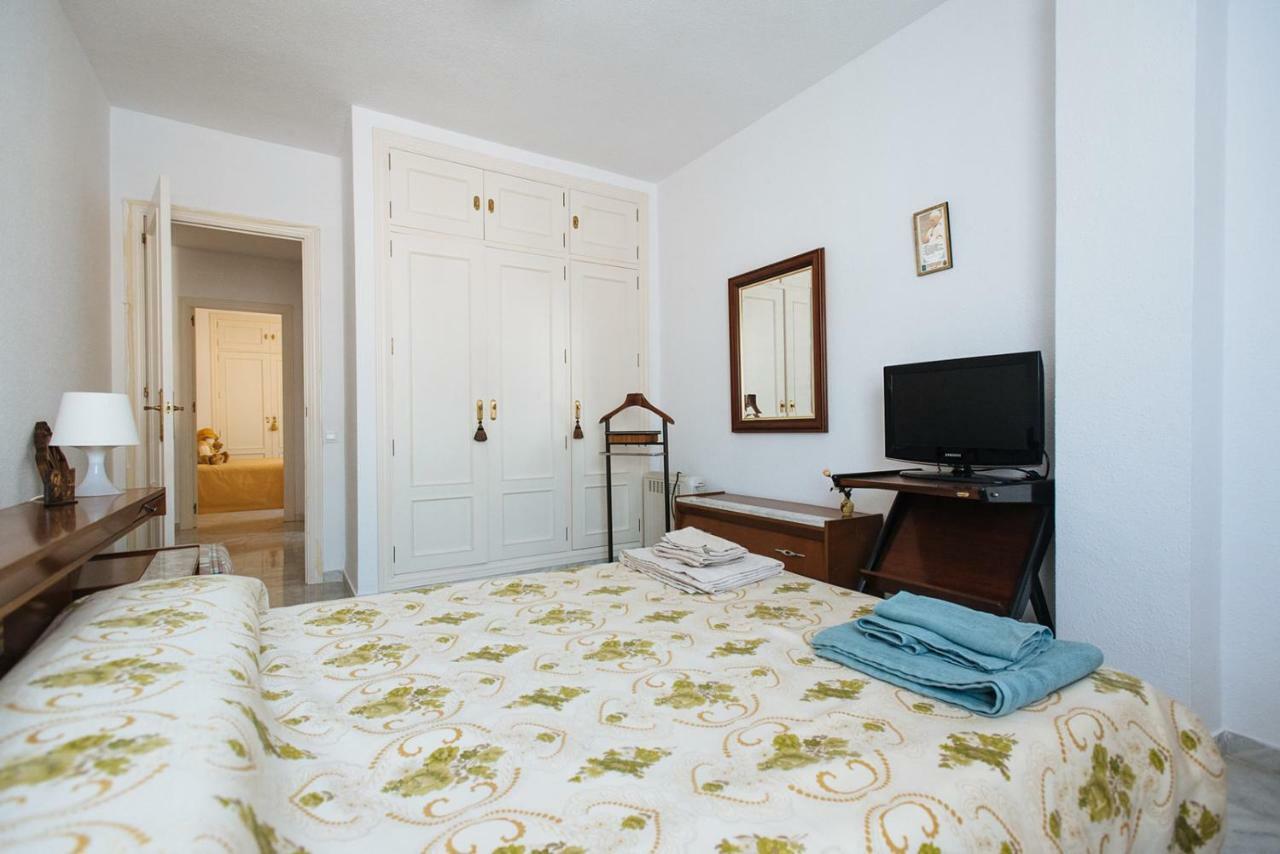 Luminoso Piso Nervion Apartment Севиля Екстериор снимка